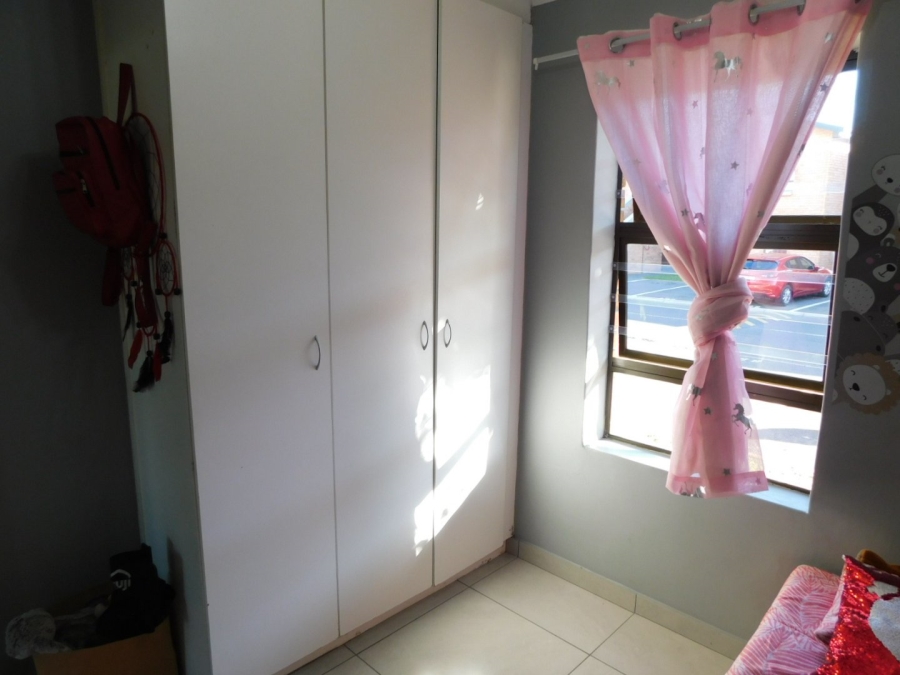 2 Bedroom Property for Sale in Pine Acres Western Cape